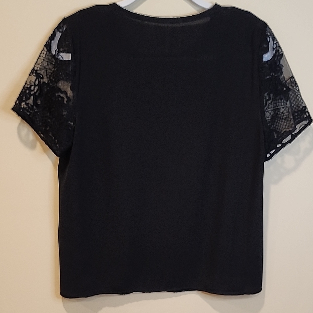T Tahari Black Lace Blouse - Picture 6 of 8